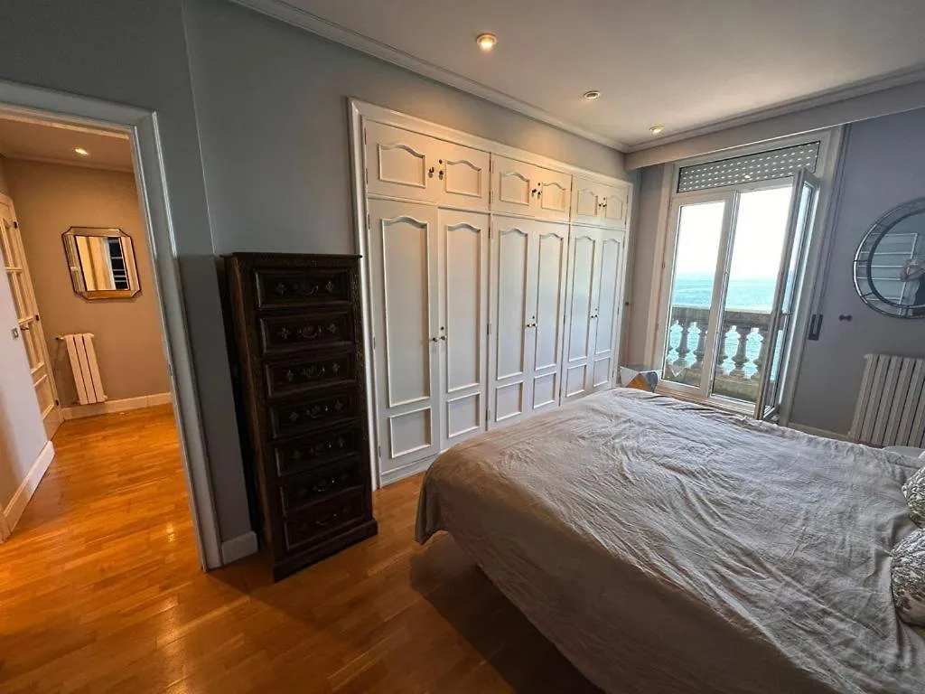 Titanic Apartment San Sebastian Spain